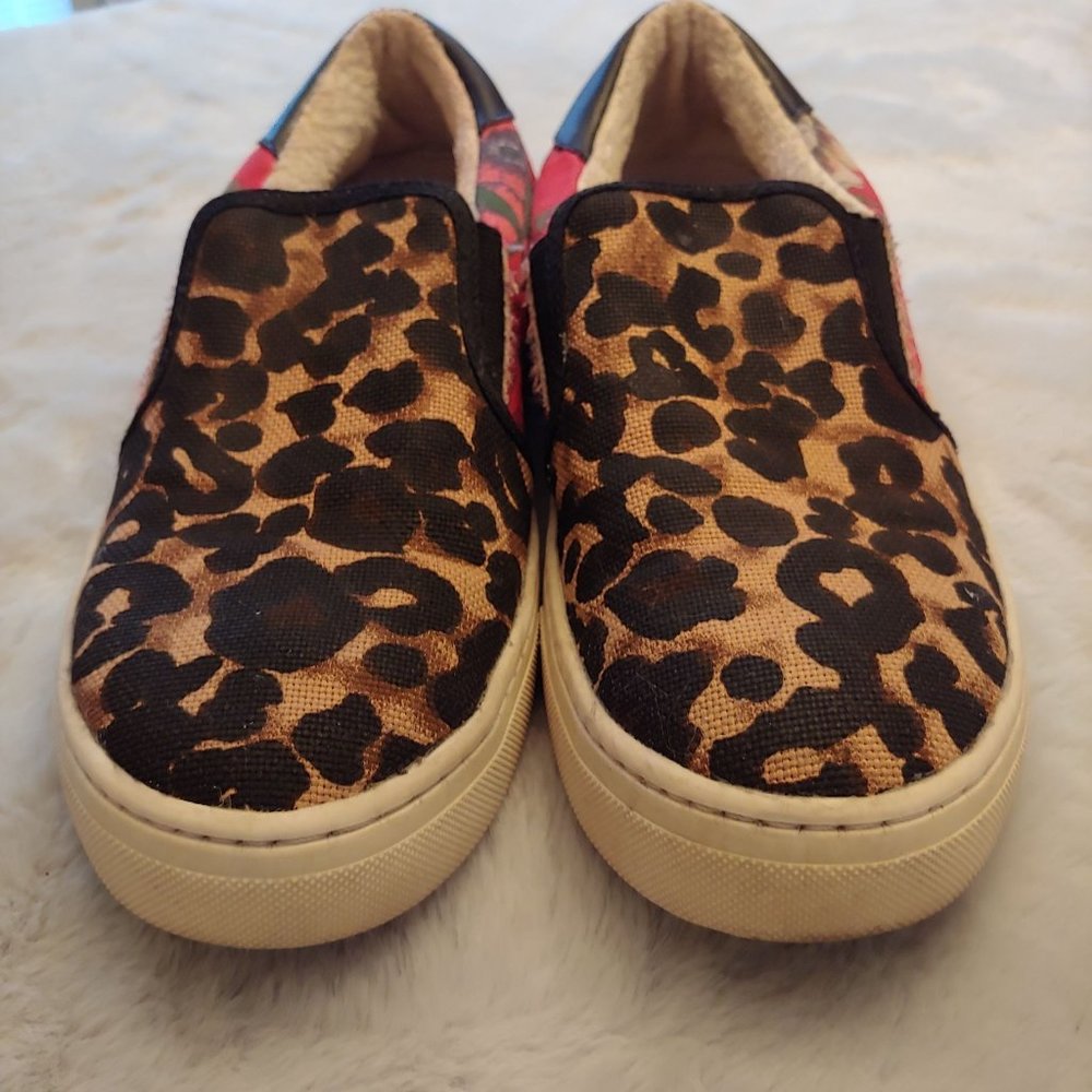 Steven by Steve Madden Addis contrasting pattern leopard / floral shoe 7 - Picture 2 of 9